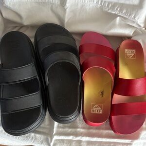 Reef Dual-Tone Black and Red Slides